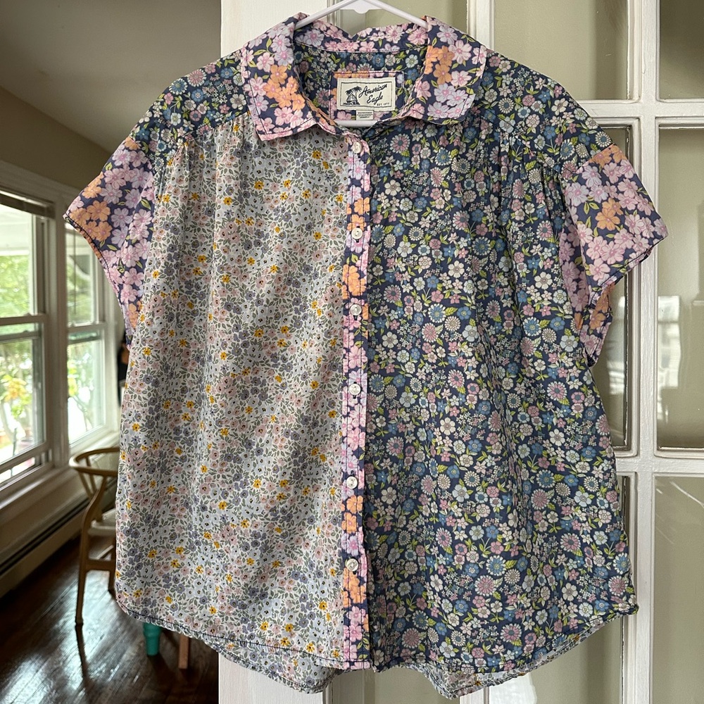 American Eagle Outfitters Multicolor Floral Button Down Shirt
